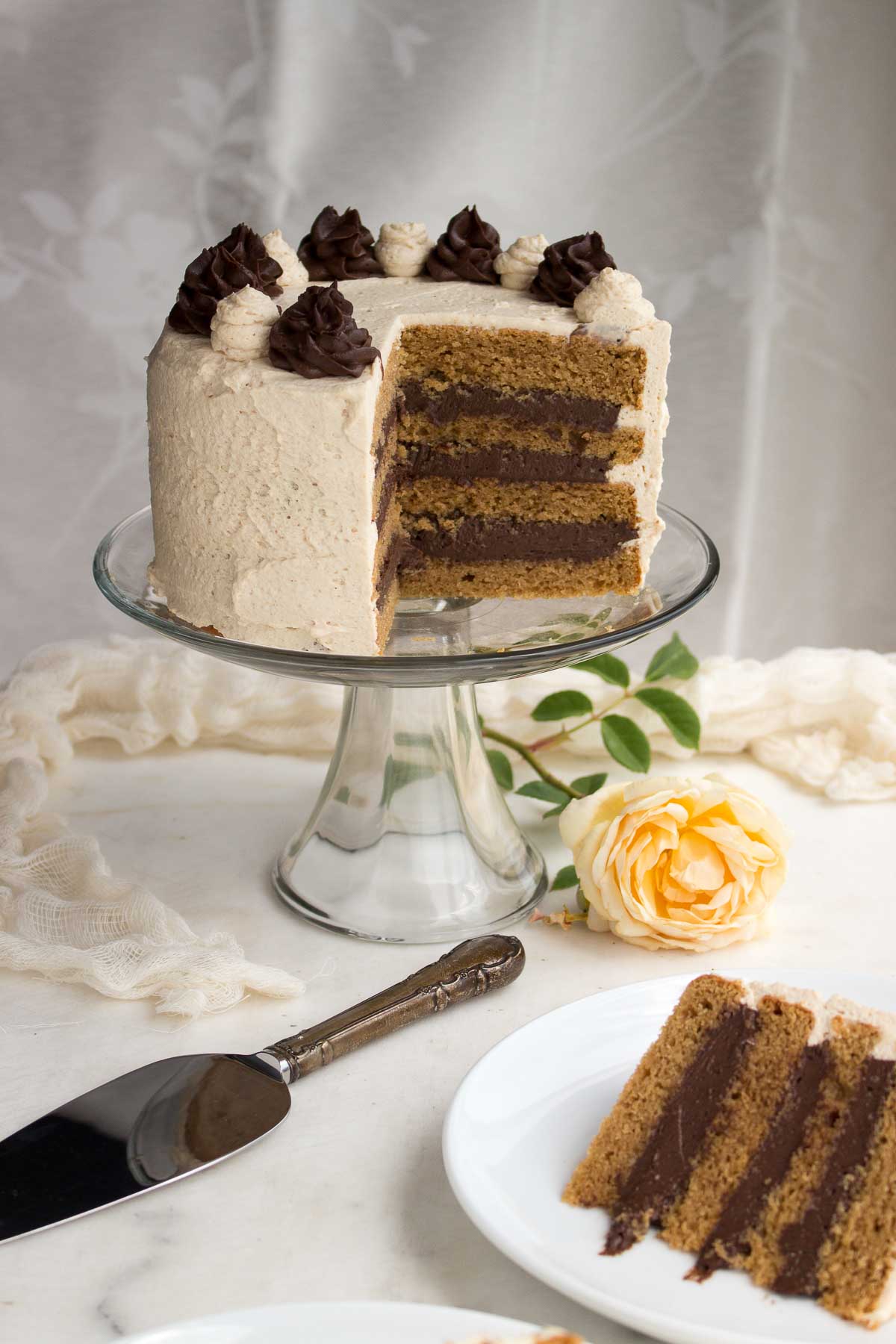 Super moist low carb peanut butter Birthday Cake, filled with rich chocolate pastry cream & frosted with peanut butter whipped cream. |low carb, gluten-free, keto, thm-h