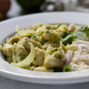 Green Indian chicken curry with cilantro and cauliflower rich