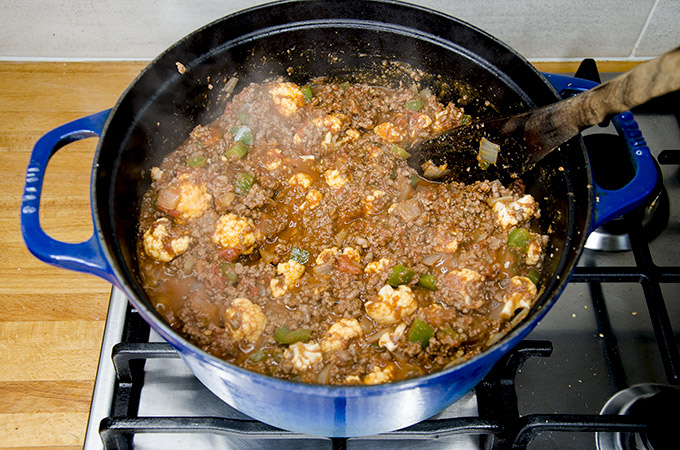 keto chili with cauliflower