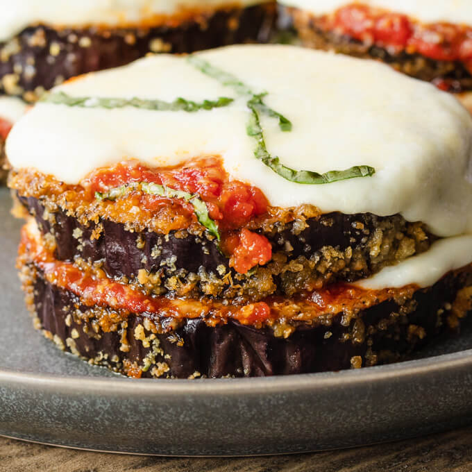 Keto Eggplant Lasagna Stapel